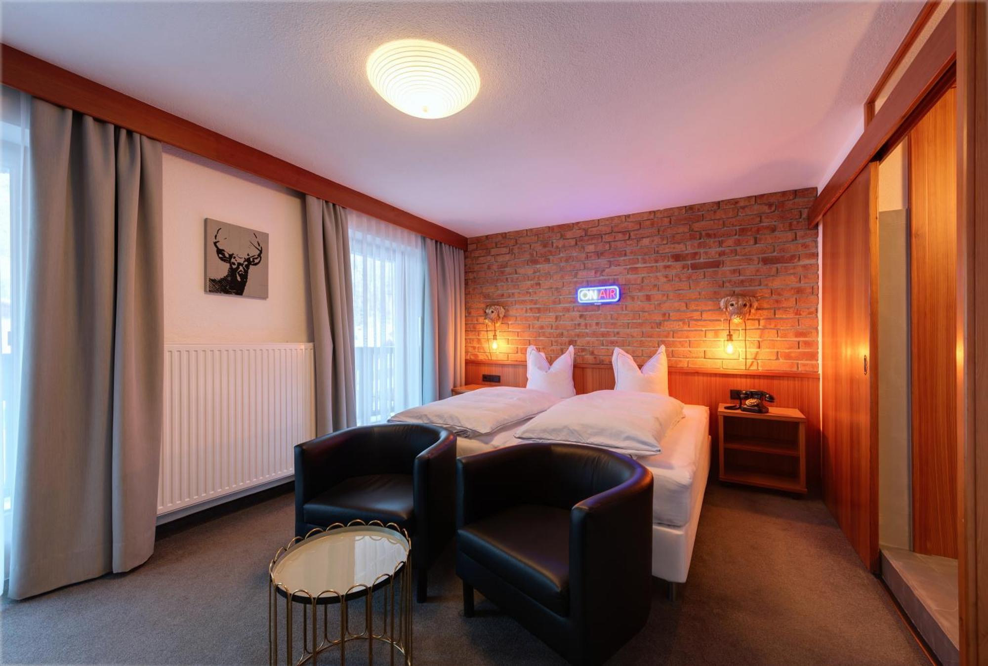 Hotel Pension Kirchplatz St. Anton am Arlberg Exterior foto