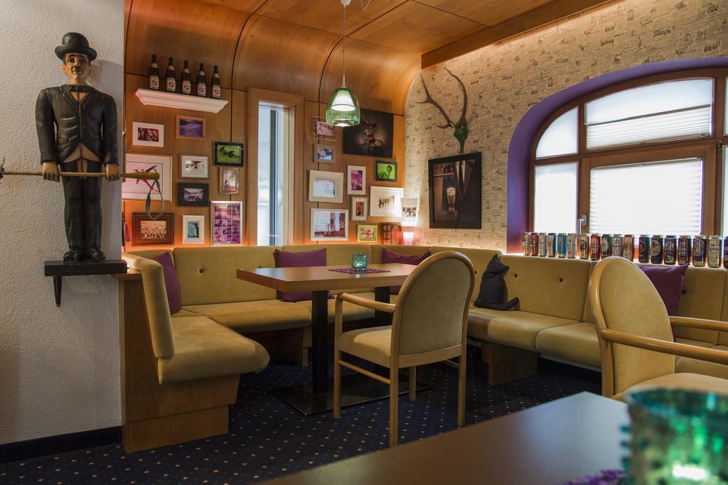 Hotel Pension Kirchplatz St. Anton am Arlberg Exterior foto